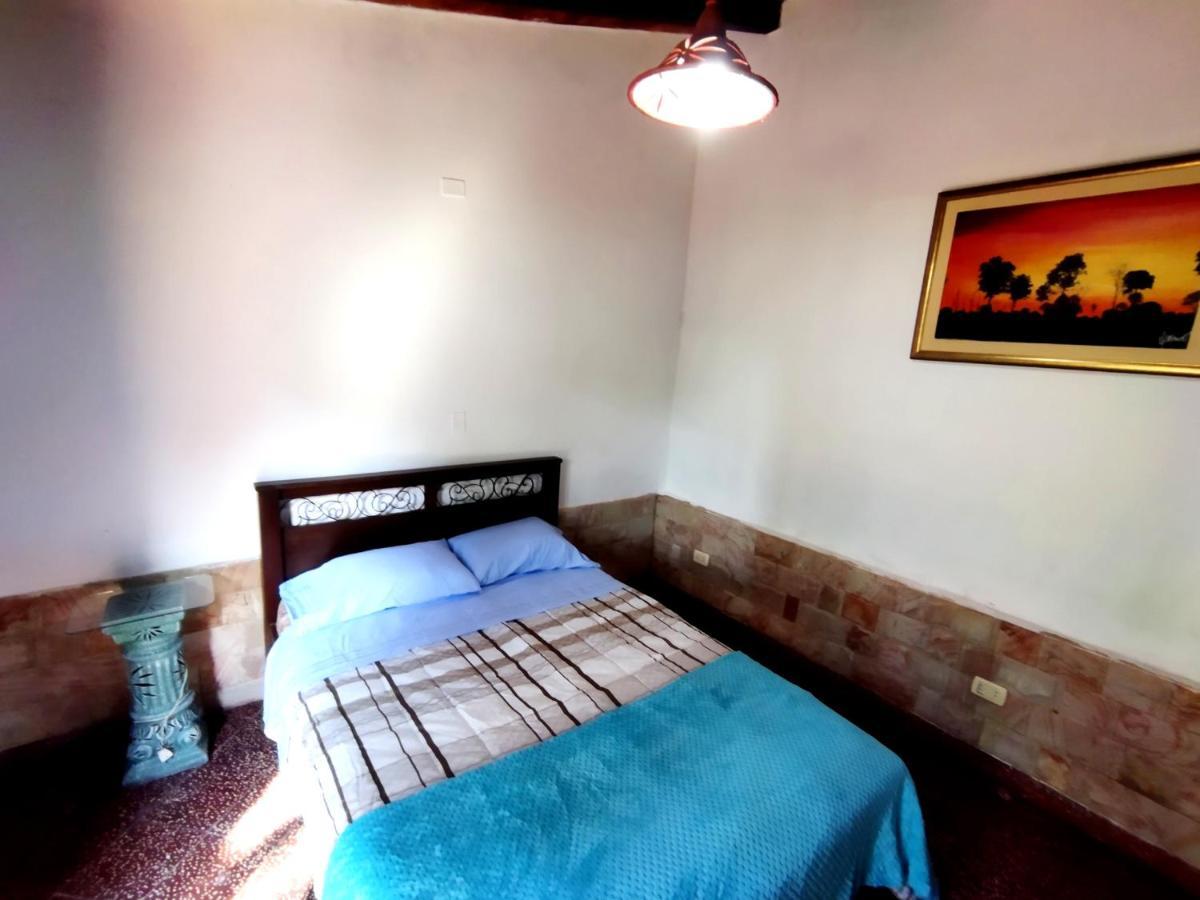 Hotel La Aparesida Areguá المظهر الخارجي الصورة