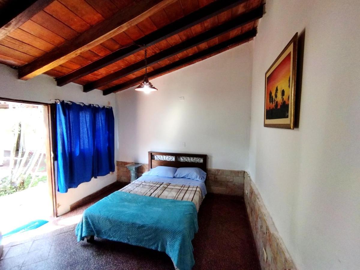 Hotel La Aparesida Areguá المظهر الخارجي الصورة